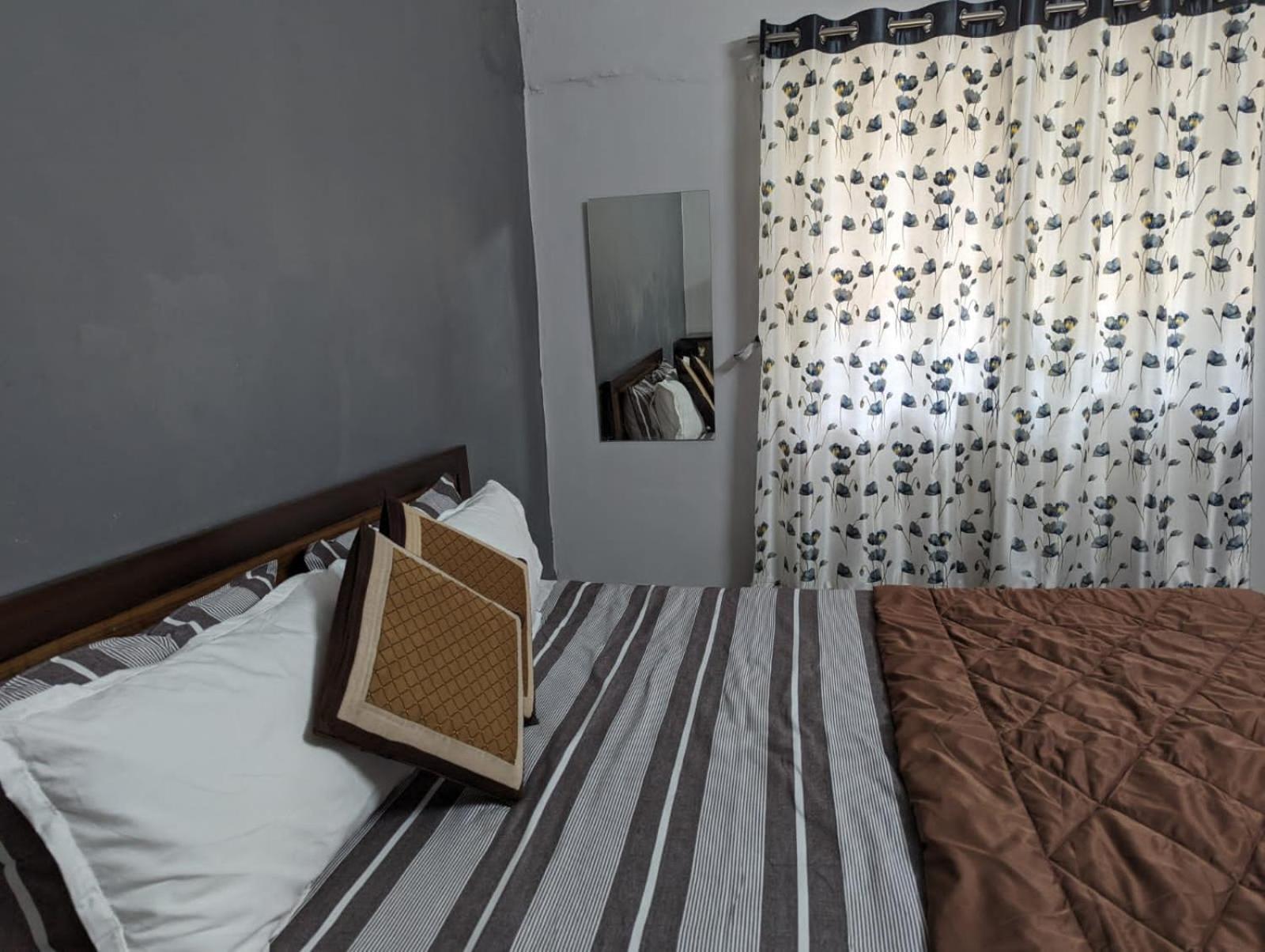 Swanky Sojourns Homestay コールハープル エクステリア 写真